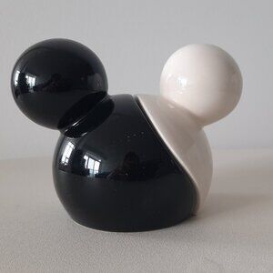 DISNEY - Salt & Pepper Shakers - Black & White